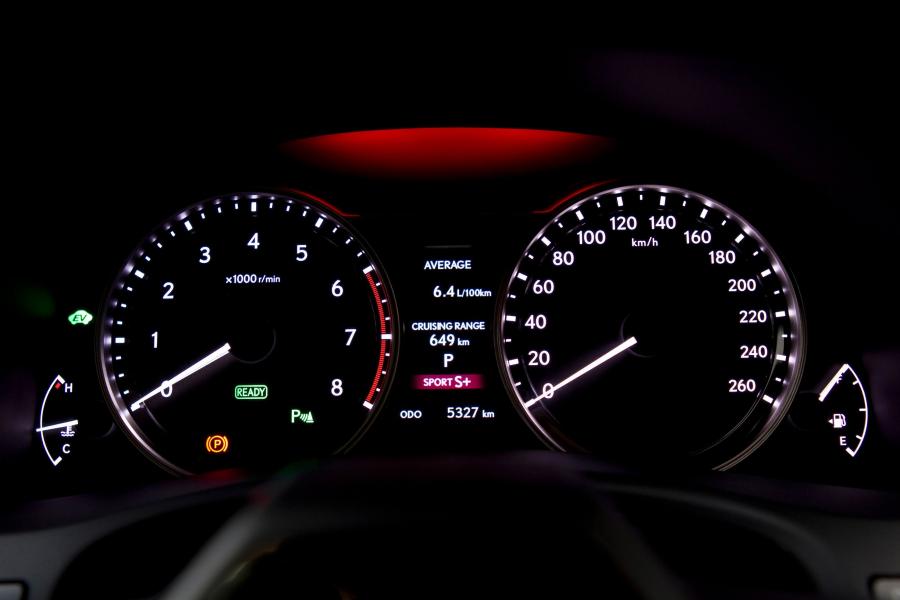  Lexus GS450h Sports Luxury 2012 года  (AU) (фото 8 из 35)